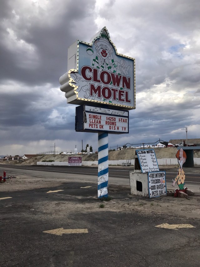 Clown Motel